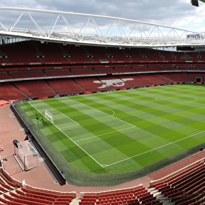 Pre-Match Atmosphere at Emirates Stadium: Arsenal vs Crystal Palace, Premier League 2014/15