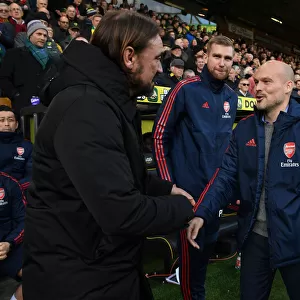 Pre-Match Handshake: Freddie Ljungberg and Daniel Farke, Norwich City vs. Arsenal FC (Premier League, December 2019)