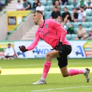 Pre-Season Clash: Hibernian vs Arsenal at Easter Road, Edinburgh (2021)