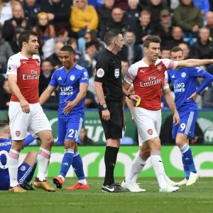 Premier League Showdown: Arsenal vs Leicester City at The King Power Stadium (April 2019) Premier League Showdown: Arsenal vs Leicester City at The King Power Stadium (April 2019)