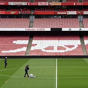 Preparing the Turf: Arsenal vs Southampton at Emirates Stadium (2022-23)