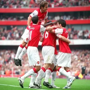 Print of Philippe Senderos celebrating Arsenal's 2007 goal