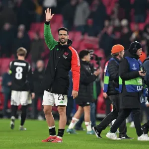 PSV Eindhoven v Arsenal FC - UEFA Champions League 2024/25 Round of 16 First Leg
