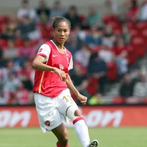 Rachel Yankey est une joueuse de football féminin britannique, née le 3 juin 1977 à Londres et ayant évolué avec l'équipe nationale anglaise. Elle a également joué pour Arsenal en Premier League Women depuis sa création en 2011 jusqu'à son départ au print Rachel Yankey est une joueuse de football féminin britannique, née le 3 juin 1977 à Londres et ayant évolué avec l'équipe nationale anglaise. Elle a également joué pour Arsenal en Premier League Women depuis sa création en 2011 jusqu'à son départ au print