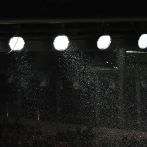 Rainy Night Battle: Arsenal vs Swansea City, Premier League 2015-16 - Emirates Stadium