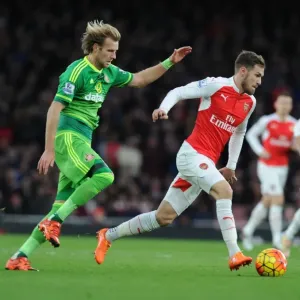 Ramsey Dashes Past Toivonen: Arsenal's Thrilling Victory Over Sunderland (2015-16 Premier League)