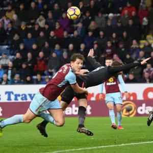 Ramsey vs Tarkowski: Intense Clash in Burnley v Arsenal Premier League Encounter Ramsey vs Tarkowski: Intense Clash in Burnley v Arsenal Premier League Encounter