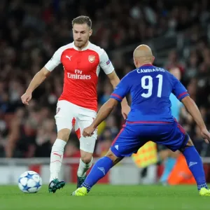 Ramsey's Slick Moves: Outmaneuvering Cambiasso in Arsenal's 2015 Champions League Battle