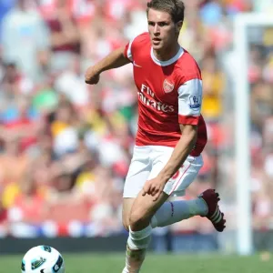 Ramsey's Stunner: Arsenal Edge Manchester United 1-0 in Premier League Thriller