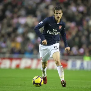 Ramsey's Stunner: Arsenal's Victory at Sunderland, Barclays Premier League (2009)