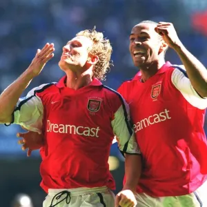 Ray Parlour and Thierry Henry: Arsenal's Unforgettable FA Cup Final Goal Celebration vs. Chelsea (4-5-2002, Arsenal 2:0, The Millennium Stadium, Cardiff, Wales) Ray Parlour and Thierry Henry: Arsenal's Unforgettable FA Cup Final Goal Celebration vs. Chelsea (4-5-2002, Arsenal 2:0, The Millennium Stadium, Cardiff, Wales)