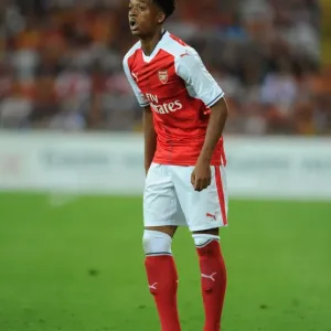 RCLens spielt gegen den FC Arsenal im Vorsaisonfreundespiel