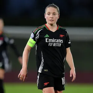 Real Madrid CF v Arsenal FC - UEFA Women's Champions League Quarter Finals First Leg Real Madrid CF v Arsenal FC - UEFA Women's Champions League Quarter Finals First Leg