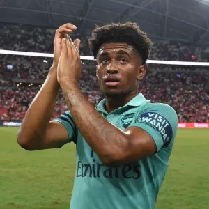 Reiss Nelson Shines: Arsenal vs. Paris Saint-Germain Pre-Season Clash in Singapore Reiss Nelson Shines: Arsenal vs. Paris Saint-Germain Pre-Season Clash in Singapore