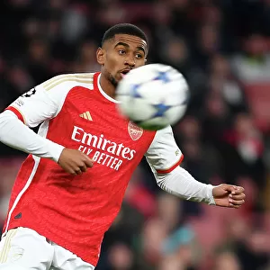 Reiss Nelson's Unwavering Focus: Arsenal's Determined Battle against Sevilla in the 2023/24 UEFA Champions League