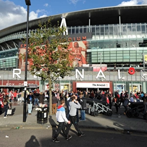 Remembrance Poppies at Emirates Stadium: Arsenal vs Burnley, Premier League 2014/15