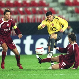 Reyes and Kisel Clash: Arsenal's Dominance Over Sparta Prague in Champions League Group B (18/10/2005)