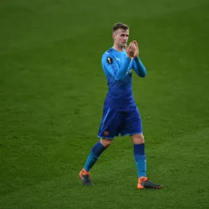Rob Holding Celebrates with Arsenal Fans after Europa League Victory over Östersunds FK