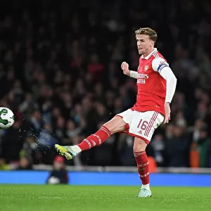 Rob Holding's Intense Concentration: Arsenal vs Brighton & Hove Albion in Carabao Cup