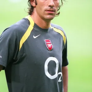 Robert Pires (Arsenal). Arsenal 2: 1 Porto. The Amsterdam Tournament