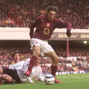 Robert Pires (Arsenal) Jamie Carragher (Liverpool). Arsenal 2: 1 Liverpool Robert Pires (Arsenal) Jamie Carragher (Liverpool). Arsenal 2: 1 Liverpool