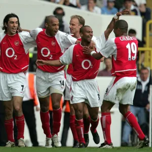 Robert Pires celebrates scoring Arsenals 2nd goal with Patrick Vieira