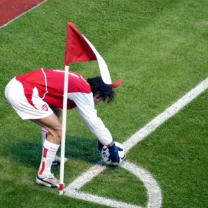 Robert Pires places the ball for an Arsenal corner. Arsenal v Blackburn Rovers