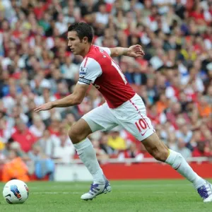 Robin van Perise (Arsenal). Arsenal 1: 0 Swansea City. Barclays Premier League