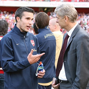 Robin van Perise (Arsenal) and Arsene Wenger Arsenal Manager