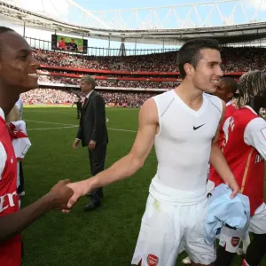 Robin van Perise and Justin Hoyte (Arsenal) Robin van Perise and Justin Hoyte (Arsenal)