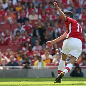 Robin van Perise scores Arsenals 4th goal his 2nd