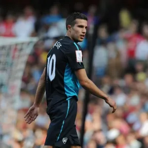 Robin van Persie in Action for Arsenal against Boca Juniors - Emirates Cup 2011 Robin van Persie in Action for Arsenal against Boca Juniors - Emirates Cup 2011