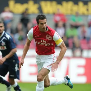 Robin van Persie in Action: Cologne vs Arsenal Pre-Season Friendly, 2011