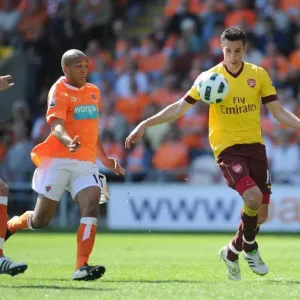 Robin van Persie (Arsenal) Alex Baptist (Blackpool). Blackpool 1: 3 Arsenal