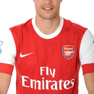 Robin van Persie (Arsenal). Arsenal 1st team Photocall and Membersday. Emirates Stadium