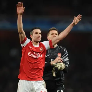 Robin van Persie (Arsenal) celebrates at the end of the match. Arsenal 2: 1 Barcelona Robin van Persie (Arsenal) celebrates at the end of the match. Arsenal 2: 1 Barcelona