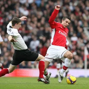 Robin van Persie (Arsenal) Chris Baird (Fulham) Robin van Persie (Arsenal) Chris Baird (Fulham)