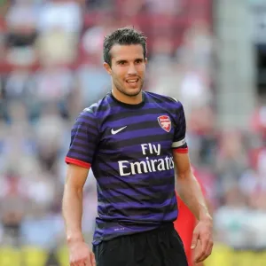Robin van Persie (Arsenal). Cologne 0: 4 Arsenal. Pre Season Friendly. Rhein Energie Stadium