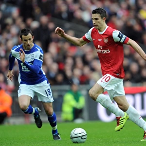 Robin van Persie (Arsenal) Keith Fahey (Birmingham). Arsenal 1: 2 Birmingham City