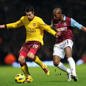 Robin van Persie (Arsenal) Luis Boa Morte (West Ham). West Ham United 0: 3 Arsenal