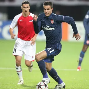 Robin van Persie (Arsenal) Maarten Martens (AZ Alkmaar) Robin van Persie (Arsenal) Maarten Martens (AZ Alkmaar)