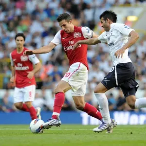 Robin van Persie (Arsenal) Sandro (Tottenham). Tottenham Hotspur 2: 1 Arsenal Robin van Persie (Arsenal) Sandro (Tottenham). Tottenham Hotspur 2: 1 Arsenal