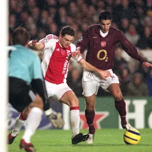 Robin van Persie (Arsenal) Thomas Vermaelen (Ajax). Arsenal 0: 0 Ajax