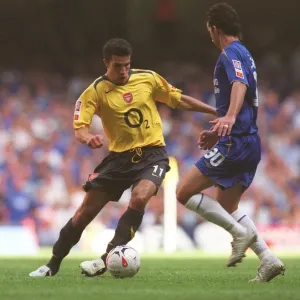 Robin van Persie (Arsenal) Tiago (Chelsea). Arsenal 1: 2 Chelsea