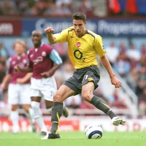 Robin van Persie (Arsenal). West Ham United 0: 0 Arsenal