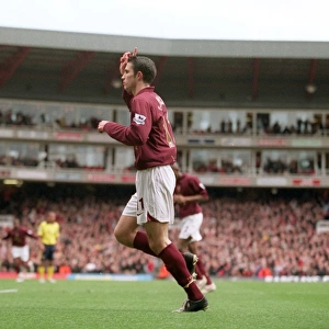 Robin van Persie celebrates scoring Arsenals 4th goal. Arsenal 5: 0 Aston Villa
