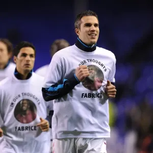 Robin van Persie Gears Up: Everton vs Arsenal, Premier League 2011-12