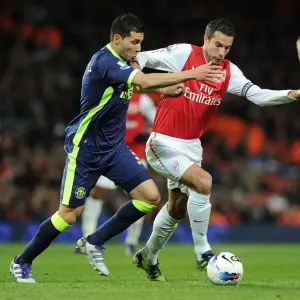 Robin van Persie Outmaneuvers Antolin Alcaraz in Arsenal's Victory over Wigan Athletic