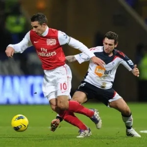 Robin van Persie Outmaneuvers Mark Davies: Bolton Wanderers vs. Arsenal, Premier League 2011-12 Robin van Persie Outmaneuvers Mark Davies: Bolton Wanderers vs. Arsenal, Premier League 2011-12