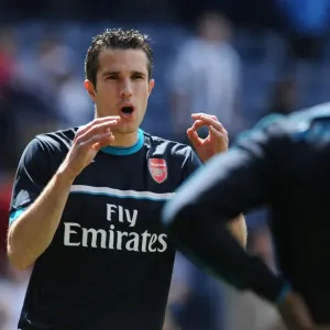 Robin van Persie Prepares for Arsenal's Clash Against West Bromwich Albion (2011-12) Robin van Persie Prepares for Arsenal's Clash Against West Bromwich Albion (2011-12)
